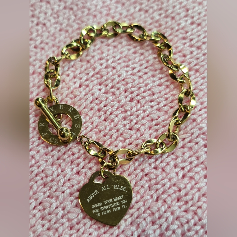 Gold Tone Chain Bracelet with Heart Charm